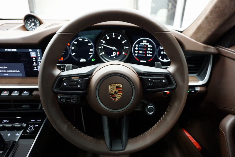 ポルシェ 911(Type992) Type992 Carrera S  スポーツクロノ PCCB PDCC Fリフト 他 OP 8,315,197  中古車