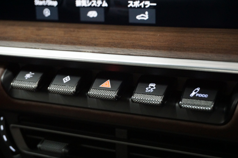 ポルシェ 911(Type992) Type992 Carrera S  スポーツクロノ PCCB PDCC Fリフト 他 OP 8,315,197  中古車