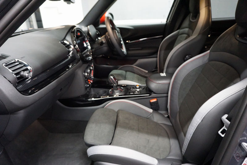 MINI(ミニ) ミニクラブマン MINI JCW GP インスパイアード・エディション 世界限定299台 中古車 中古車