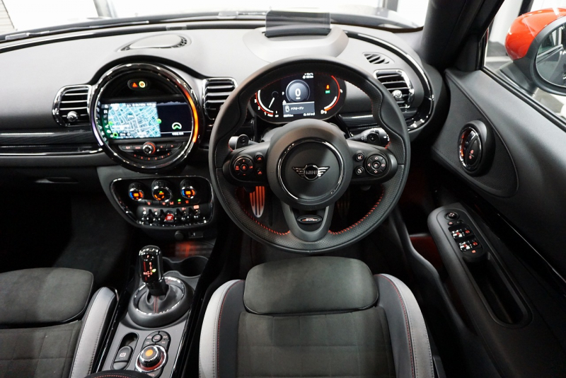 MINI(ミニ) ミニクラブマン MINI JCW GP インスパイアード・エディション 世界限定299台 中古車 中古車