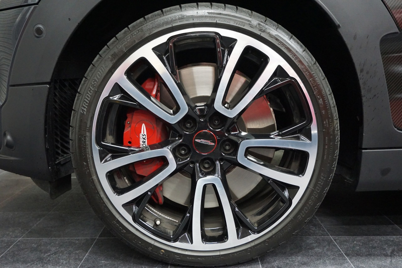 MINI(ミニ) ミニクラブマン MINI JCW GP インスパイアード・エディション 世界限定299台 中古車 中古車