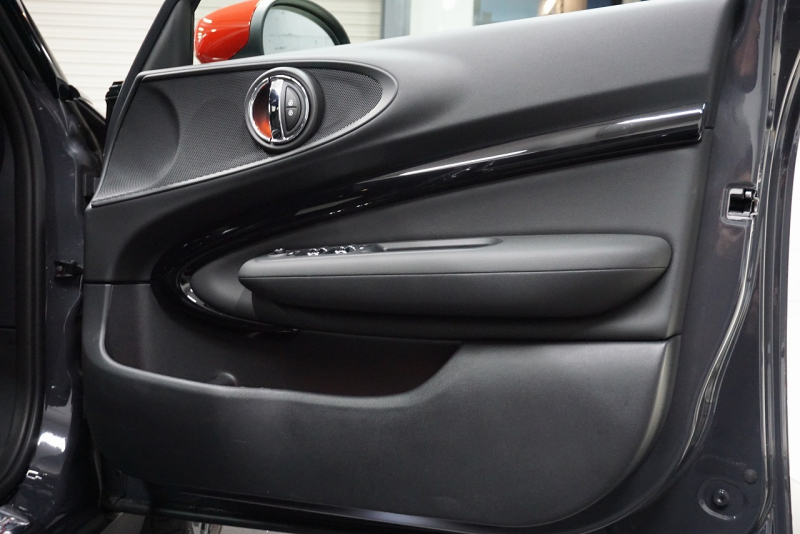 MINI(ミニ) ミニクラブマン MINI JCW GP インスパイアード・エディション 世界限定299台 中古車 中古車