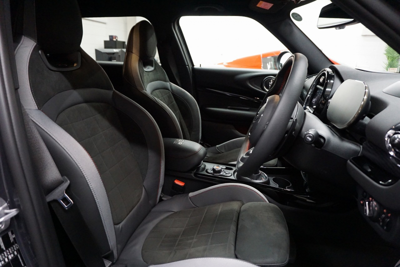 MINI(ミニ) ミニクラブマン MINI JCW GP インスパイアード・エディション 世界限定299台 中古車 中古車