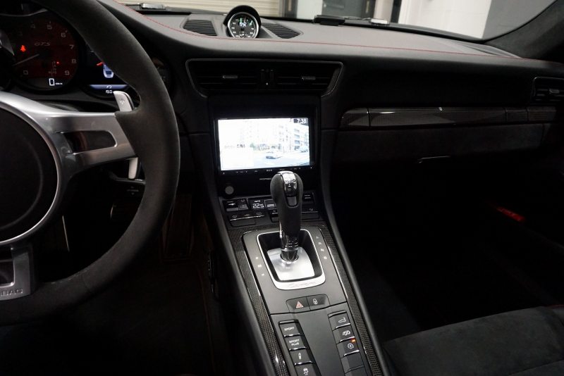 ポルシェ 911(Type991) 911(Type991.1) 2015y 911Carrera GTS GTSインテリア＆カーボンインテリア フロント＆Bカメラ  中古車