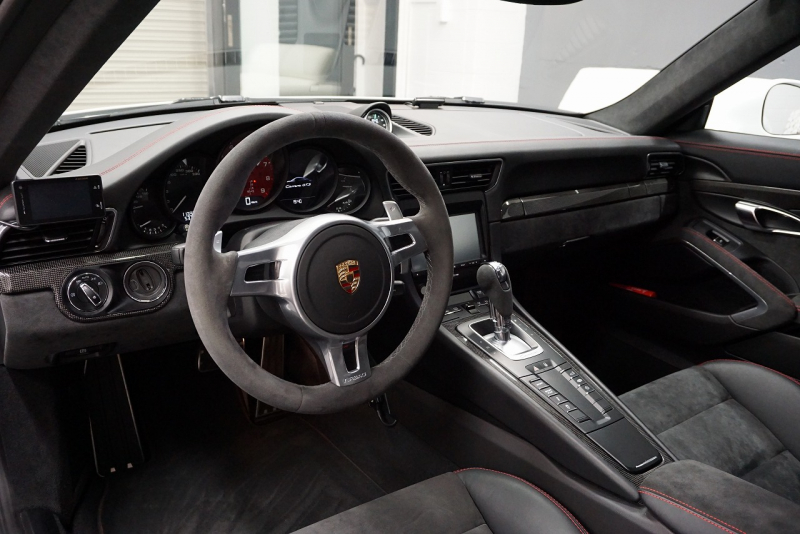 ポルシェ 911(Type991) 911(Type991.1) 2015y 911Carrera GTS GTSインテリア＆カーボンインテリア フロント＆Bカメラ  中古車