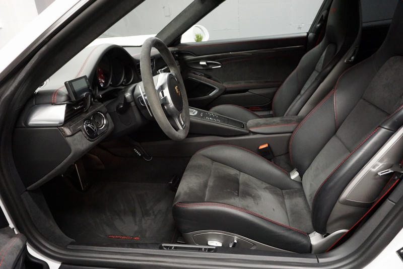 ポルシェ 911(Type991) 911(Type991.1) 2015y 911Carrera GTS GTSインテリア＆カーボンインテリア フロント＆Bカメラ  中古車