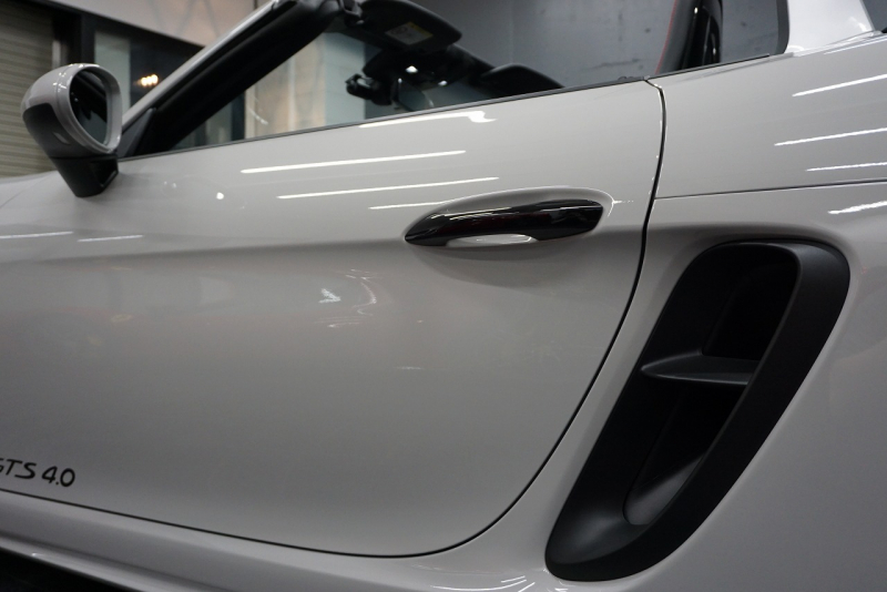 ポルシェ 718 ボクスター 718Boster GTS4.0 6MT クレヨン GTSコミュニケーションパッケージ スポーツバッケットシート（カーボン）  中古車