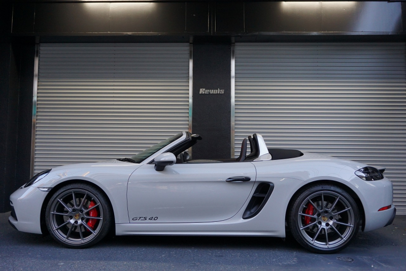 ポルシェ 718 ボクスター 718Boster GTS4.0 6MT クレヨン GTSコミュニケーションパッケージ スポーツバッケットシート（カーボン）  中古車