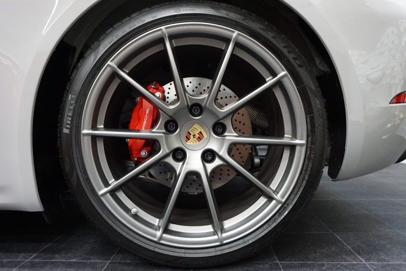 ポルシェ 718 ボクスター 718Boster GTS4.0 6MT クレヨン GTSコミュニケーションパッケージ スポーツバッケットシート（カーボン）  中古車