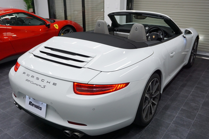 ポルシェ 911(Type991) Type991.1 Carrera S Cabriolet 2トーンオールレザーインテリア スポーツクロノ クラシック20インチホイール 中古車 中古車