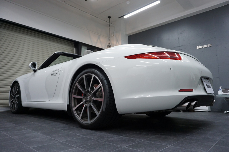 ポルシェ 911(Type991) Type991.1 Carrera S Cabriolet 2トーンオールレザーインテリア スポーツクロノ クラシック20インチホイール 中古車 中古車
