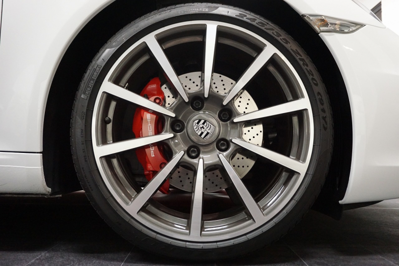 ポルシェ 911(Type991) Type991.1 Carrera S Cabriolet 2トーンオールレザーインテリア スポーツクロノ クラシック20インチホイール 中古車 中古車