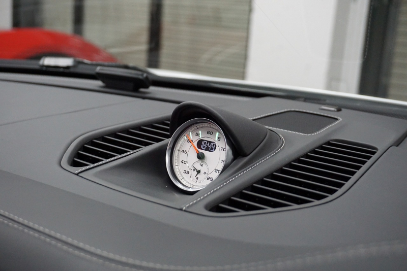 ポルシェ 911(Type991) Type991.1 Carrera S Cabriolet 2トーンオールレザーインテリア スポーツクロノ クラシック20インチホイール 中古車 中古車