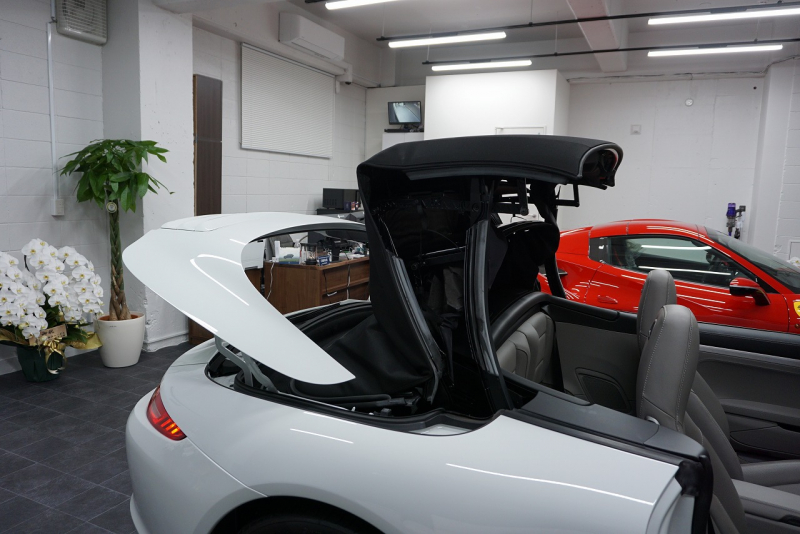 ポルシェ 911(Type991) Type991.1 Carrera S Cabriolet 2トーンオールレザーインテリア スポーツクロノ クラシック20インチホイール 中古車 中古車