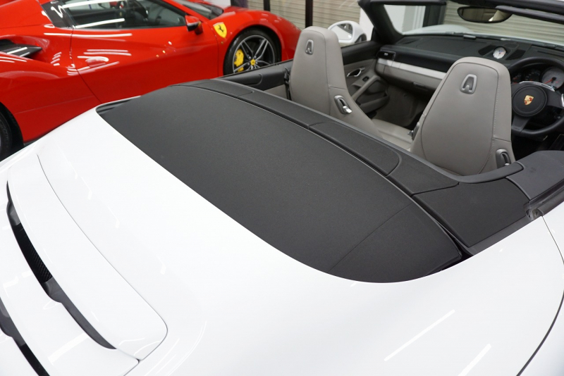 ポルシェ 911(Type991) Type991.1 Carrera S Cabriolet 2トーンオールレザーインテリア スポーツクロノ クラシック20インチホイール 中古車 中古車