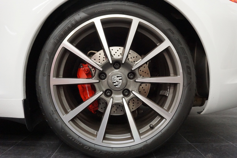 ポルシェ 911(Type991) Type991.1 Carrera S Cabriolet 2トーンオールレザーインテリア スポーツクロノ クラシック20インチホイール 中古車 中古車