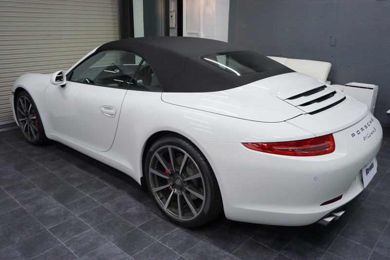 ポルシェ 911(Type991) Type991.1 Carrera S Cabriolet 2トーンオールレザーインテリア スポーツクロノ クラシック20インチホイール 中古車 中古車
