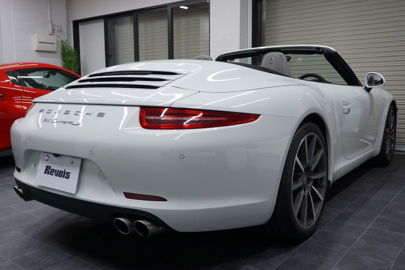 ポルシェ 911(Type991) Type991.1 Carrera S Cabriolet 2トーンオールレザーインテリア スポーツクロノ クラシック20インチホイール 中古車 中古車
