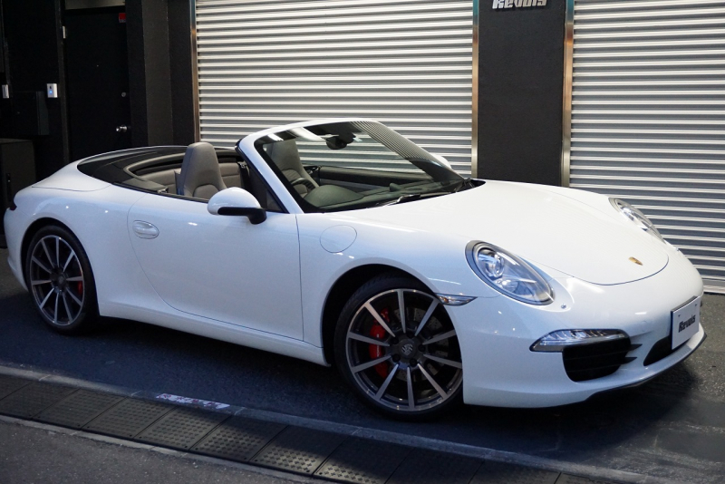 ポルシェ 911(Type991) Type991.1 Carrera S Cabriolet 2トーンオールレザーインテリア スポーツクロノ クラシック20インチホイール 中古車 中古車