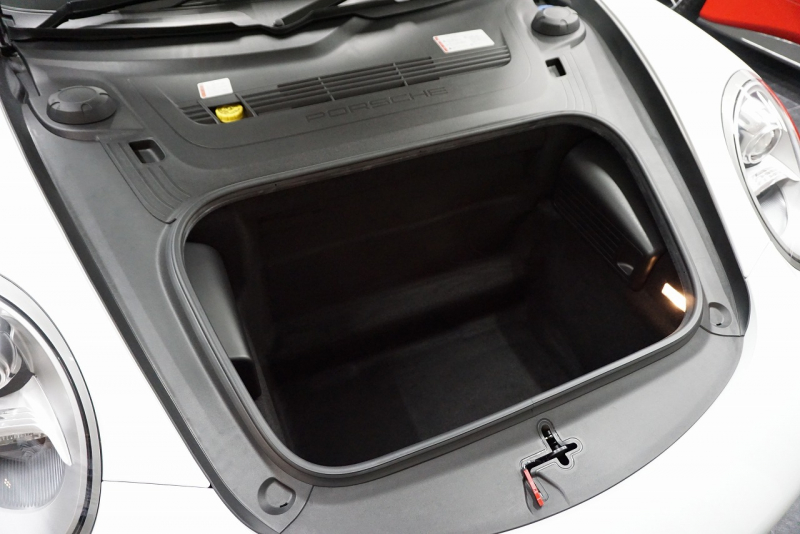 ポルシェ 911(Type991) Type991.1 Carrera S Cabriolet 2トーンオールレザーインテリア スポーツクロノ クラシック20インチホイール 中古車 中古車