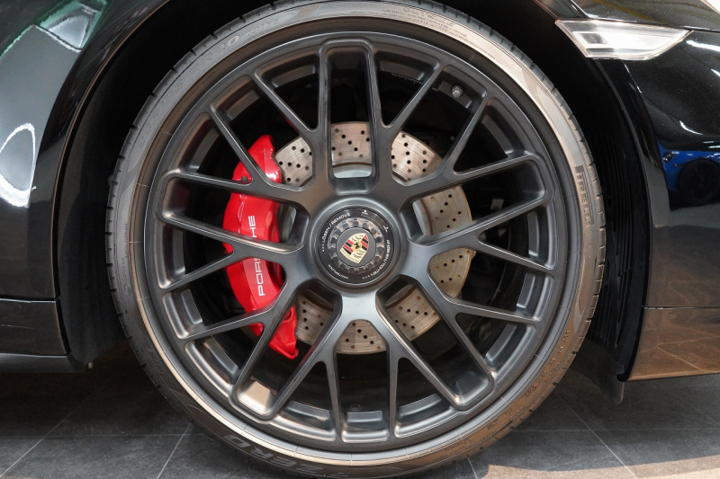 ポルシェ 911(Type991) Carrera GTS 7MT サンルーフ  中古車