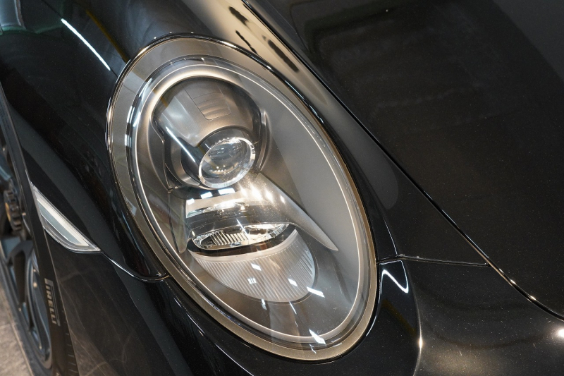 ポルシェ 911(Type991) Carrera GTS 7MT サンルーフ  中古車