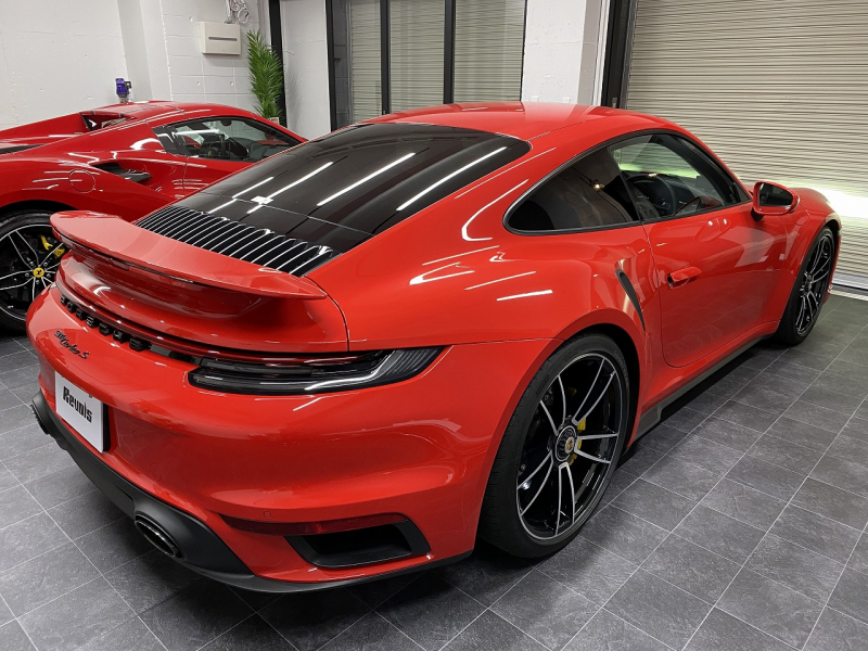 ポルシェ 911(Type992) Turbo S スポーツクロノ・エグゾースト PASMスポーツシャシー メーカーOP1,551,276  中古車