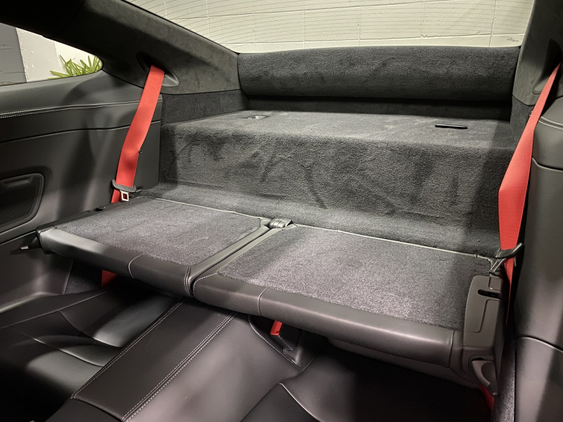 ポルシェ 911(Type992) Turbo S スポーツクロノ・エグゾースト PASMスポーツシャシー メーカーOP1,551,276  中古車