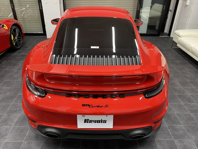 ポルシェ 911(Type992) Turbo S スポーツクロノ・エグゾースト PASMスポーツシャシー メーカーOP1,551,276  中古車