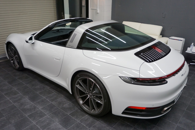 ポルシェ 911(Type992) 911 Type992 Targa 4  スポーツクロノ グラファイトブルーレザーインテリア クラシックホイール 中古車 中古車