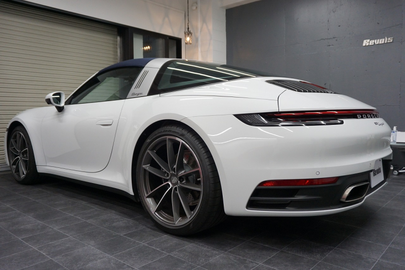 ポルシェ 911(Type992) 911 Type992 Targa 4  スポーツクロノ グラファイトブルーレザーインテリア クラシックホイール 中古車 中古車