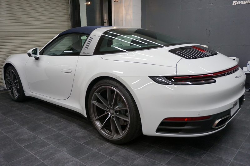 ポルシェ 911(Type992) 911 Type992 Targa 4  スポーツクロノ グラファイトブルーレザーインテリア クラシックホイール 中古車 中古車