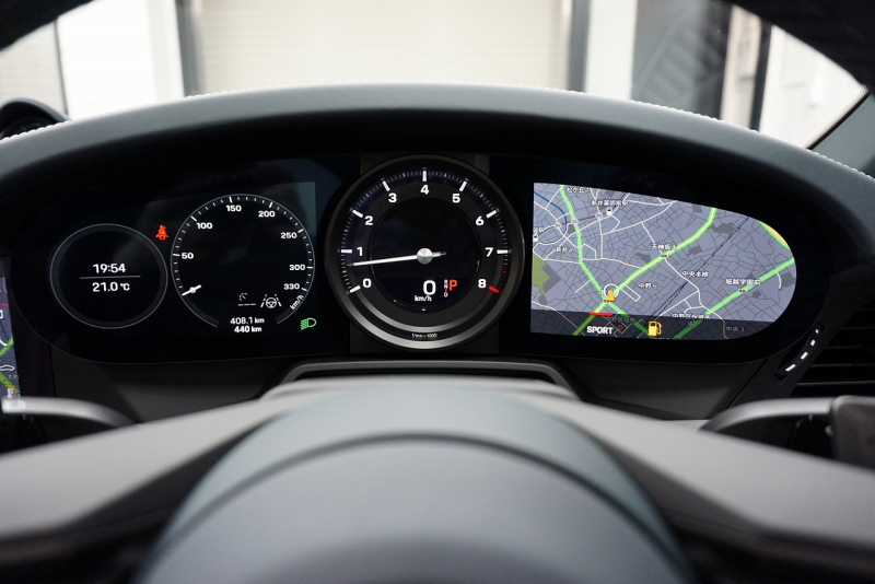 ポルシェ 911(Type992) 911 Type992 Targa 4  スポーツクロノ グラファイトブルーレザーインテリア クラシックホイール 中古車 中古車