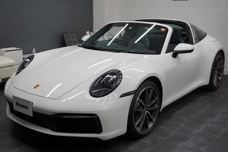 ポルシェ 911(Type992) 911 Type992 Targa 4  スポーツクロノ グラファイトブルーレザーインテリア クラシックホイール 中古車 中古車