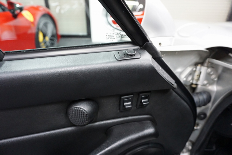 ポルシェ 911(Type993) 911（Type993）Carrera S Tip 正規ディーラー車 ワイドボディー日本限定車 中古車 中古車