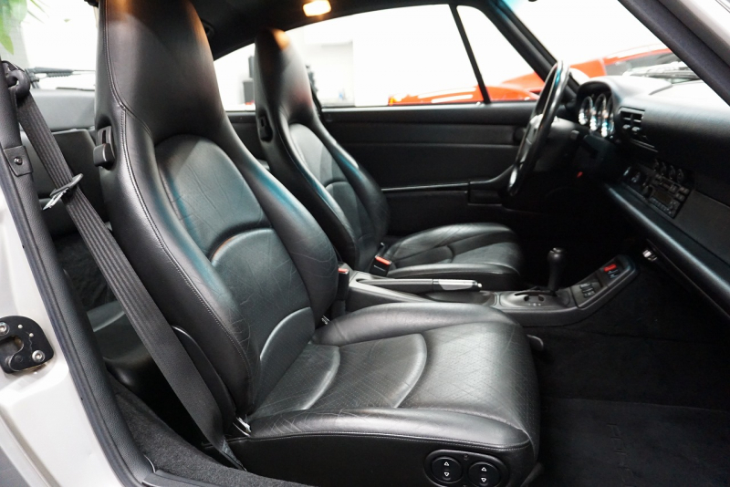 ポルシェ 911(Type993) 911（Type993）Carrera S Tip 正規ディーラー車 ワイドボディー日本限定車 中古車 中古車