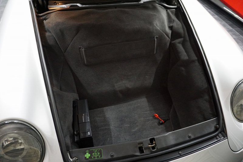 ポルシェ 911(Type993) 911（Type993）Carrera S Tip 正規ディーラー車 ワイドボディー日本限定車 中古車 中古車