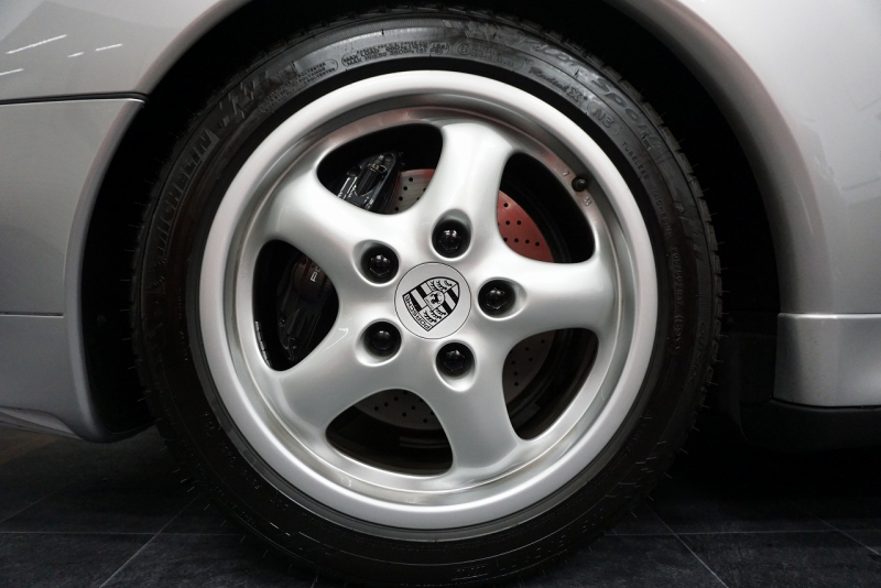 ポルシェ 911(Type993) 911（Type993）Carrera S Tip 正規ディーラー車 ワイドボディー日本限定車 中古車 中古車