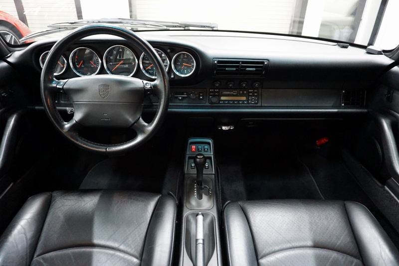 ポルシェ 911(Type993) 911（Type993）Carrera S Tip 正規ディーラー車 ワイドボディー日本限定車 中古車 中古車