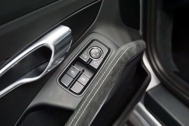 ポルシェ 911(Type991) 911GT3 クラブスポーツパッケージ スポクロ Fリフト GTシルバー　OP242.2 中古車 中古車