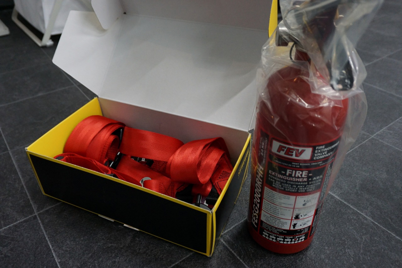 ポルシェ 911(Type991) 911GT3 クラブスポーツパッケージ スポクロ Fリフト GTシルバー　OP242.2 中古車 中古車