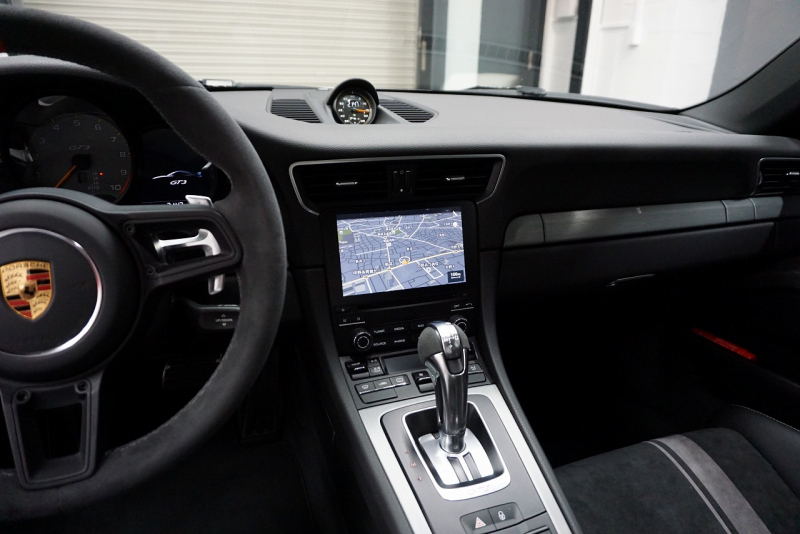 ポルシェ 911(Type991) 911GT3 クラブスポーツパッケージ スポクロ Fリフト GTシルバー　OP242.2 中古車 中古車