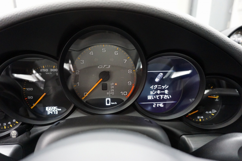 ポルシェ 911(Type991) 911GT3 クラブスポーツパッケージ スポクロ Fリフト GTシルバー　OP242.2 中古車 中古車