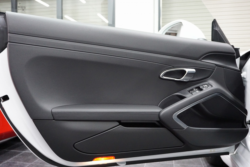 ポルシェ 911(Type991) Type991.1 Carrera S 7MT スポーツクロノパッケージ  PASMスポーツシャーシ  中古車