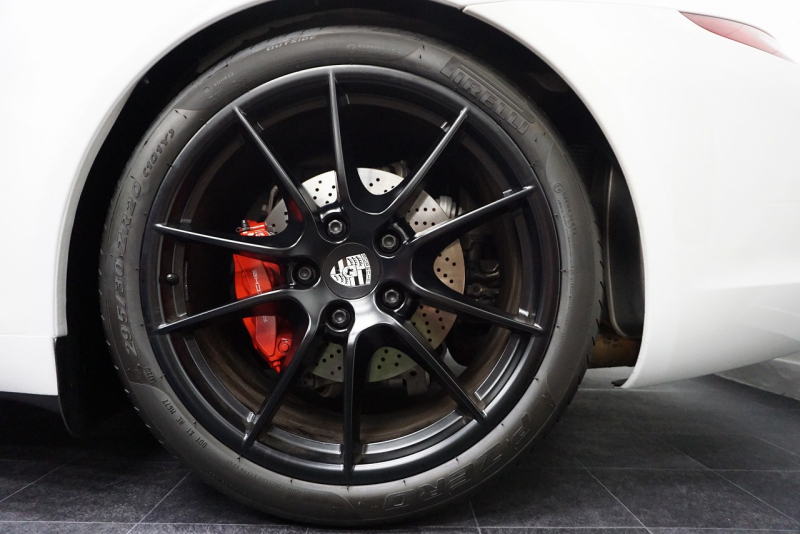 ポルシェ 911(Type991) Type991.1 Carrera S 7MT スポーツクロノパッケージ  PASMスポーツシャーシ  中古車