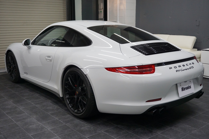 ポルシェ 911(Type991) 911(Type991.1) 2015y 911Carrera GTS LEDヘッド GTSインテリア＆カーボンインテリア Bカメラ キャララホワイトメタリック  中古車