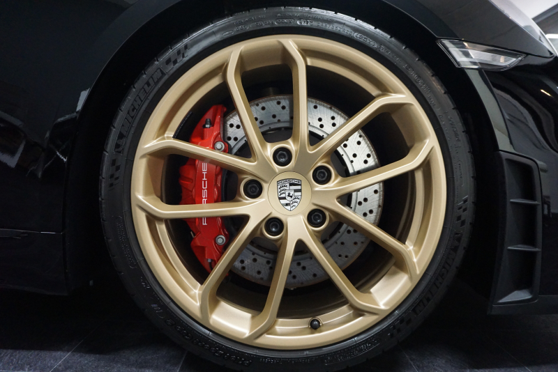 ポルシェ 718スパイダー 718spyder 4.0PDK 正規ディーラー禁煙車  中古車