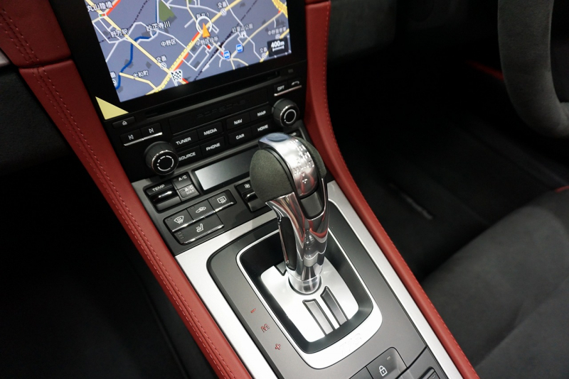 ポルシェ 718スパイダー 718spyder 4.0PDK 正規ディーラー禁煙車  中古車