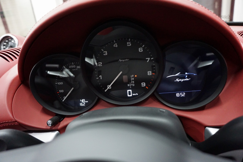 ポルシェ 718スパイダー 718spyder 4.0PDK 正規ディーラー禁煙車  中古車