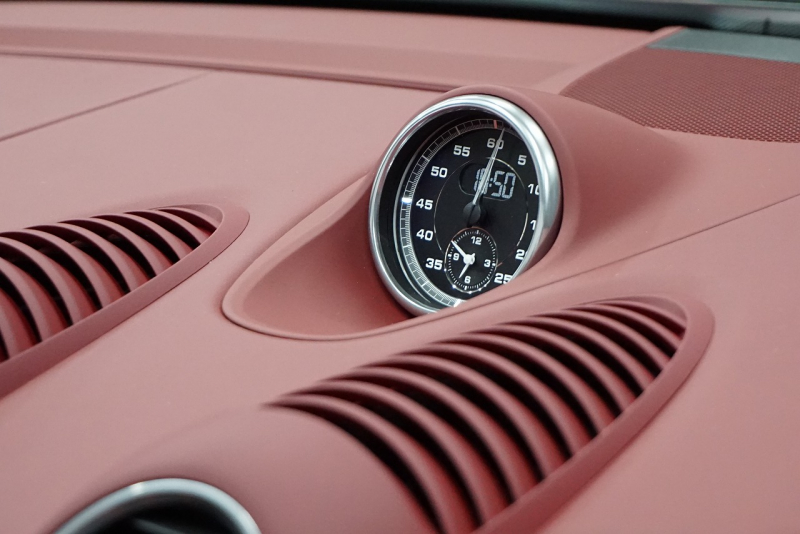 ポルシェ 718スパイダー 718spyder 4.0PDK 正規ディーラー禁煙車  中古車